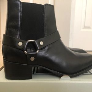 Frye Leather short boots